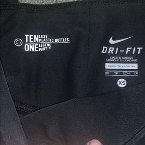 XS Nike leggings, great condition, do not fit